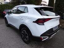 KIA SPORTAGE 1,6CRDI WEISS GK077RR
