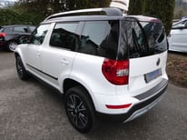 SKODA YETI WEISS 0883