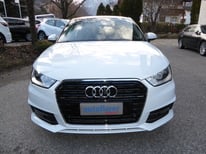 AUDI A1 WEISS 8708