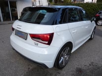 AUDI A1 WEISS 8708