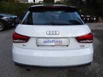 AUDI A1 WEISS 8708
