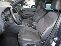 SEAT ATECA GRAU FG618NY