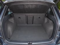 SEAT ATECA GRAU FG618NY