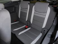 VW TOURAN VIOLETT GE031BE