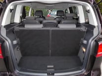 VW TOURAN VIOLETT GE031BE