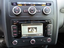 VW TOURAN VIOLETT GE031BE