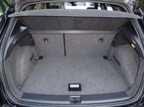 SEAT ARONA DSG SCHWARZ GV151KP