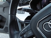 AUDI Q3 WEISS GX053JG