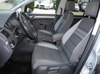 VW TOURAN 2,0TDI SILBER 8938