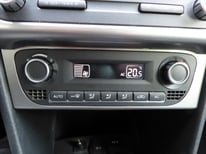 VW POLO GRAU TDI 2573
