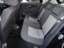VW POLO SCHWARZ 5419