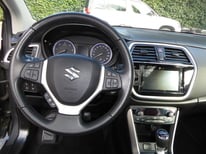 SUZUKI S-CROSS GRAU 5300