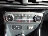 FORD ECOSPORT GRAU 9241