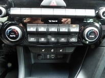 KIA SPORTAGE SILBER FL534BB