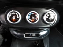 FIAT 500X WEISS FD534VB