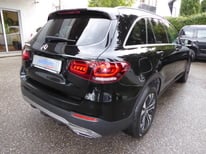 MERCEDES GLC SCHWARZ GJ624JP