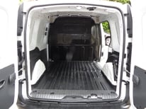 RENAULT KANGOO WEIS GE829SD
