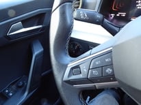 SEAT ARONA SCHWARZ GS870JX