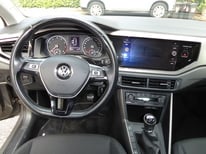 VW POLO GRAU FT894JT