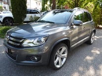 VW TIGUAN GRAU 8201