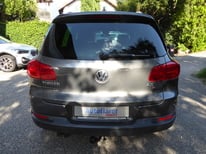 VW TIGUAN GRAU 8201