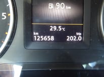 VW TIGUAN GRAU 8201