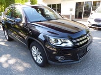VW TIGUAN SCHWARZ 8201
