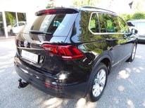 VW TIGUAN SCHWARZ NEU 7685