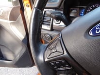 FORD RANGER ORANGE