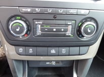 SKODA YETI 5592