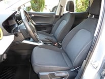 SEAT ARONA DSG SILBER GT077LN