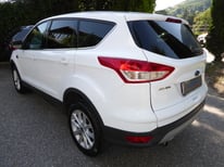 FORD KUGA WEISS FC674SJ