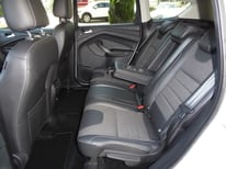 FORD KUGA WEISS FC674SJ