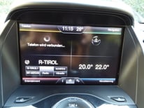FORD KUGA WEISS FC674SJ