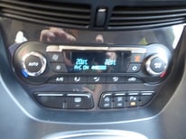 FORD KUGA WEISS FC674SJ