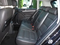VW TIGUAN ALT SCHWARZ 2324