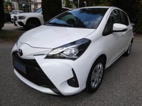 TOYOTA YARIS 4911