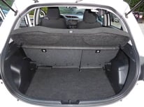 TOYOTA YARIS 4911