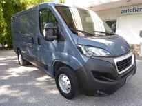 PEUGEOT BOXER BLAU