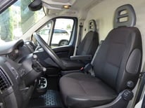 PEUGEOT BOXER BLAU