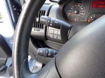 PEUGEOT BOXER BLAU