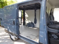 PEUGEOT BOXER BLAU