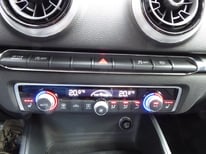 AUDI A3 WEISS 6858