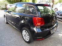 VW POLO SCHWARZ 6221