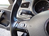 VW POLO SCHWARZ 6221