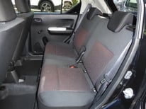 SUZUKI IGNIS SCHWARZ 8491