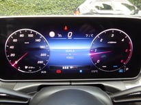 MERCEDES C220D WEISS 4X4 GN757HH