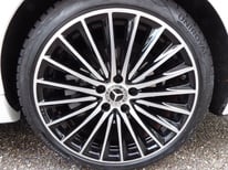 MERCEDES C220D WEISS 4X4 GN757HH