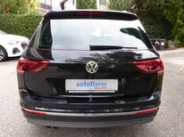 VW TIGUAN NEU SCHWARZ 061