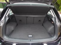 VW TIGUAN NEU SCHWARZ 061